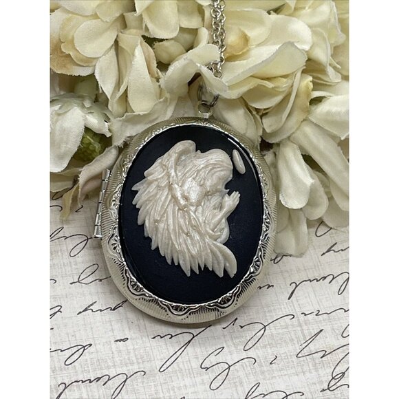 Slvr Locket Setting Praying Angel Angels Mother’s Cameo Mom Daughter Gift Easter - Picture 4 of 11